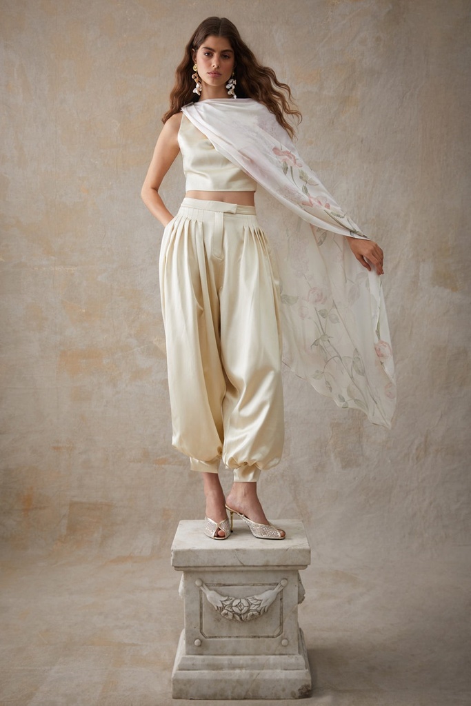 Dem Pants — a closer view