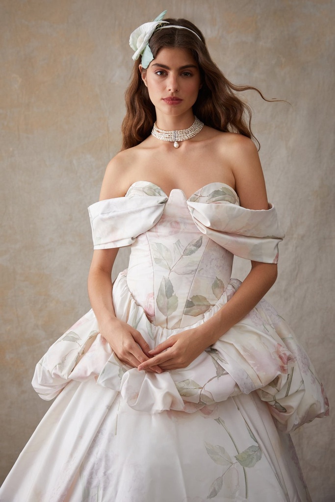 Mehlikâ Gown - Image 8