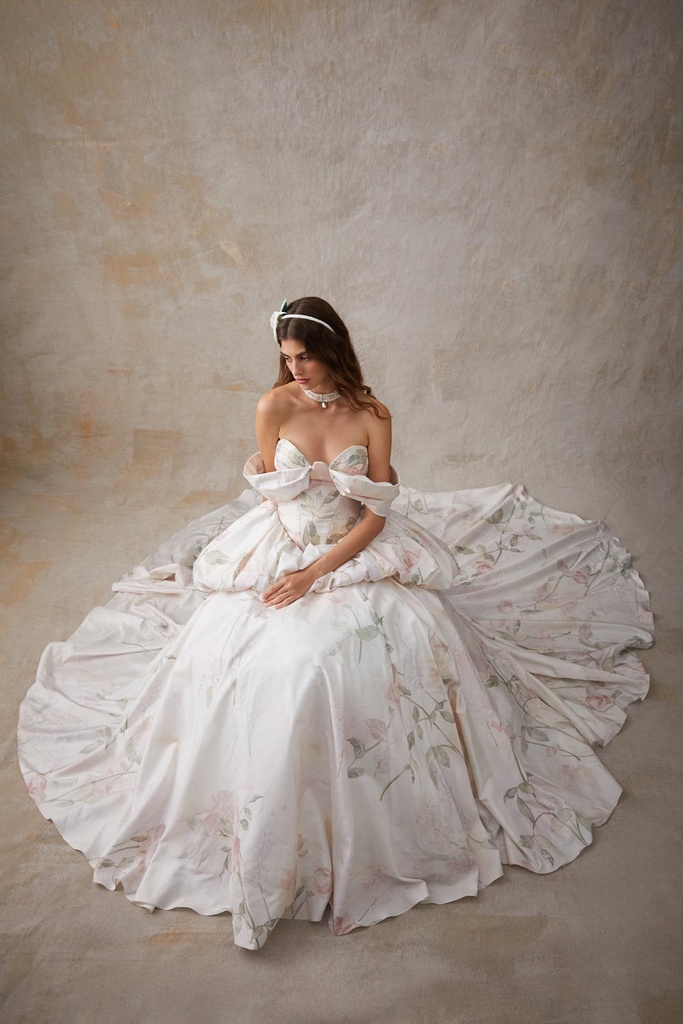 Mehlikâ Gown - Image 10