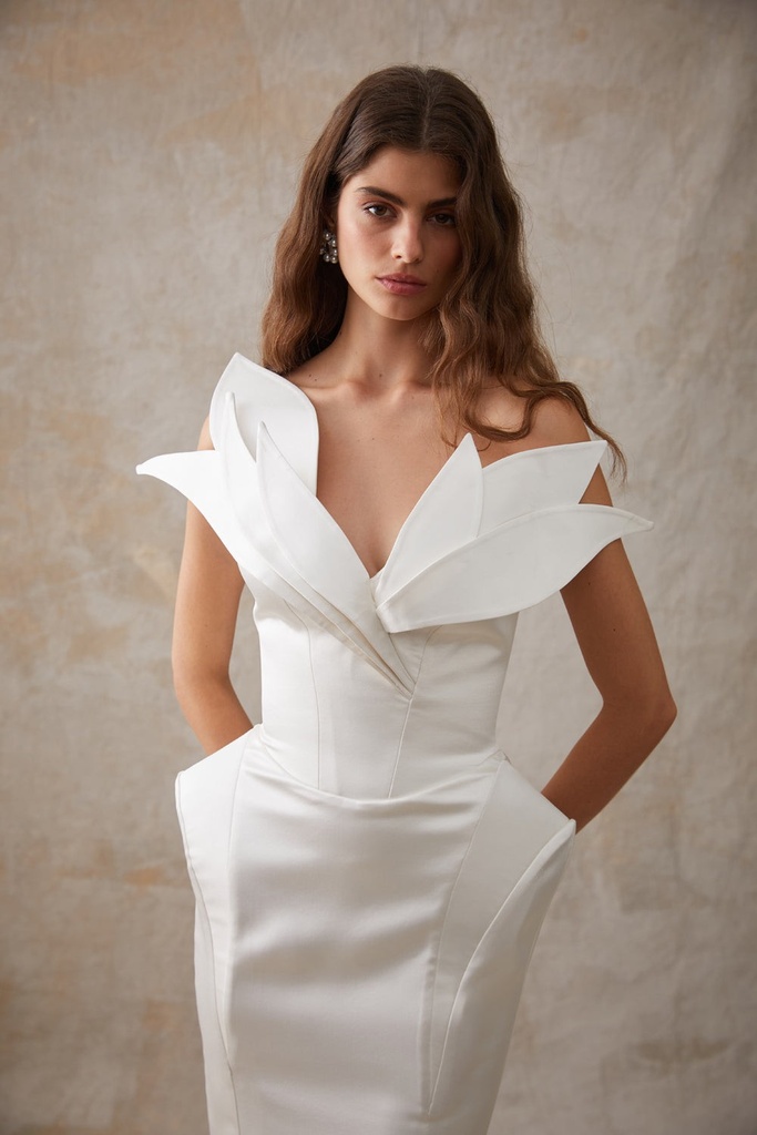 Bahâri Gown - Image 8