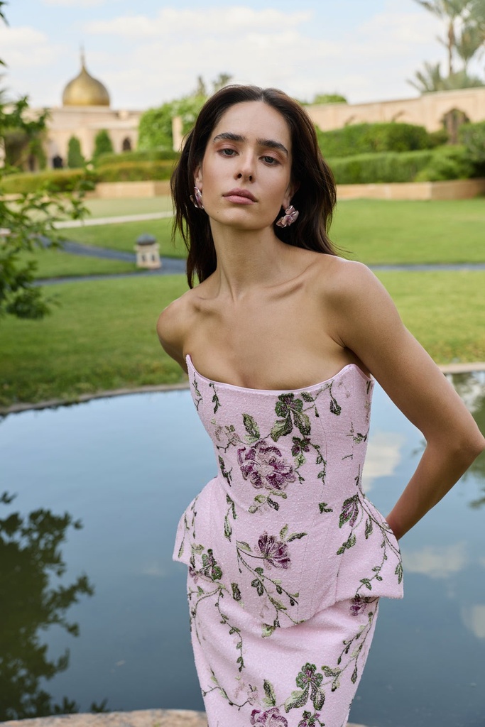 Letâfet Corset — another perspective
