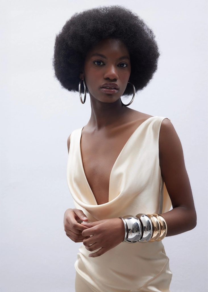 Isabetta Dress (Beige) — a closer view