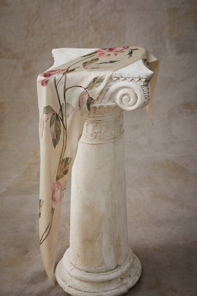 Ravza Foulard